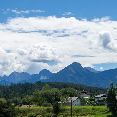 Homestay Haus Primosch Schiefling am See