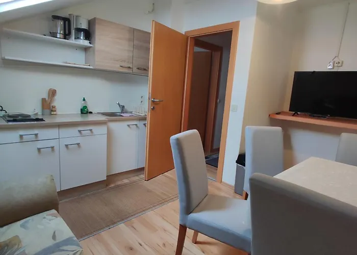 Haus Primosch Δωμάτια σε οικογενειακή κατοικία Schiefling am See